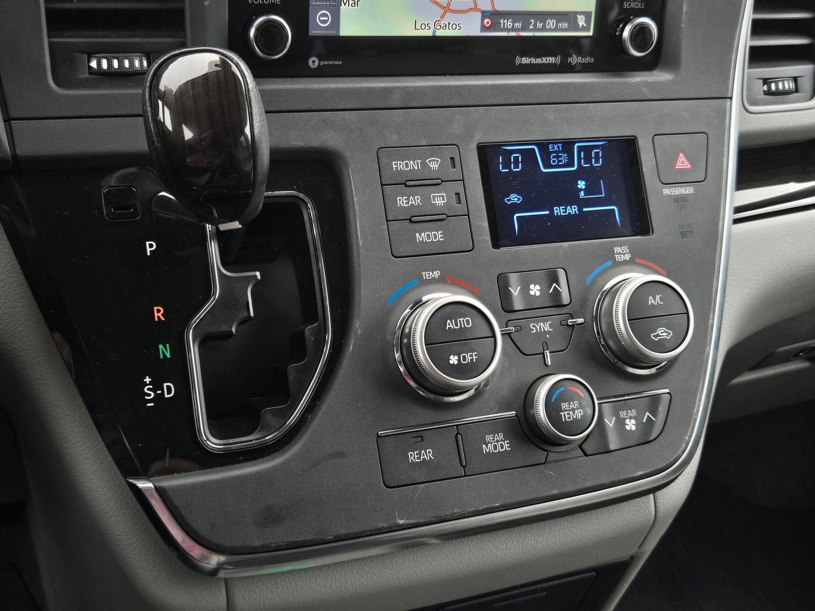 Certified 2018 Toyota Sienna XLE w/ XLE Navigation Package FWD image 21