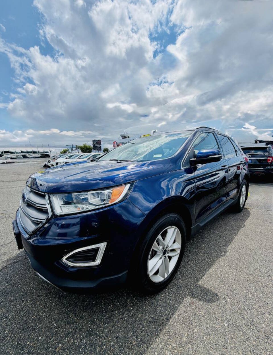 Used 2016 Ford Edge SEL w/ Equipment Group 201A AWD/4WD image 1