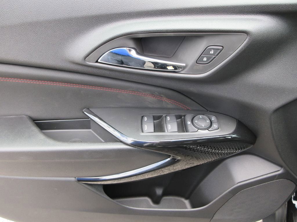 New 2026 Chevrolet Trax RS w/ Sunroof Package FWD image 22