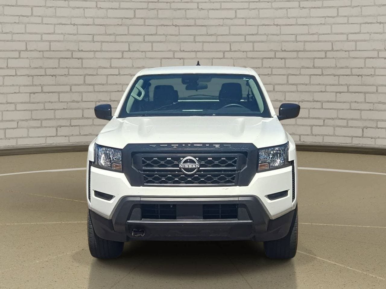 Used 2024 Nissan Frontier S w/ Technology Package AWD/4WD image 2
