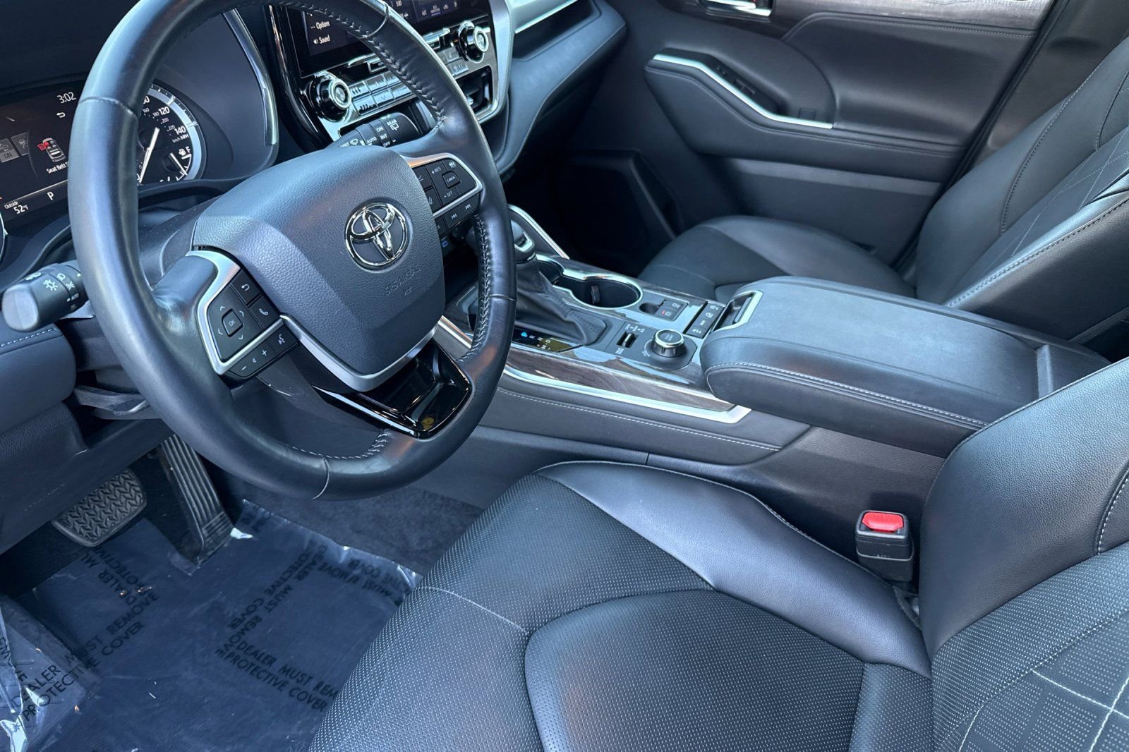 Certified 2022 Toyota Highlander Platinum image 12