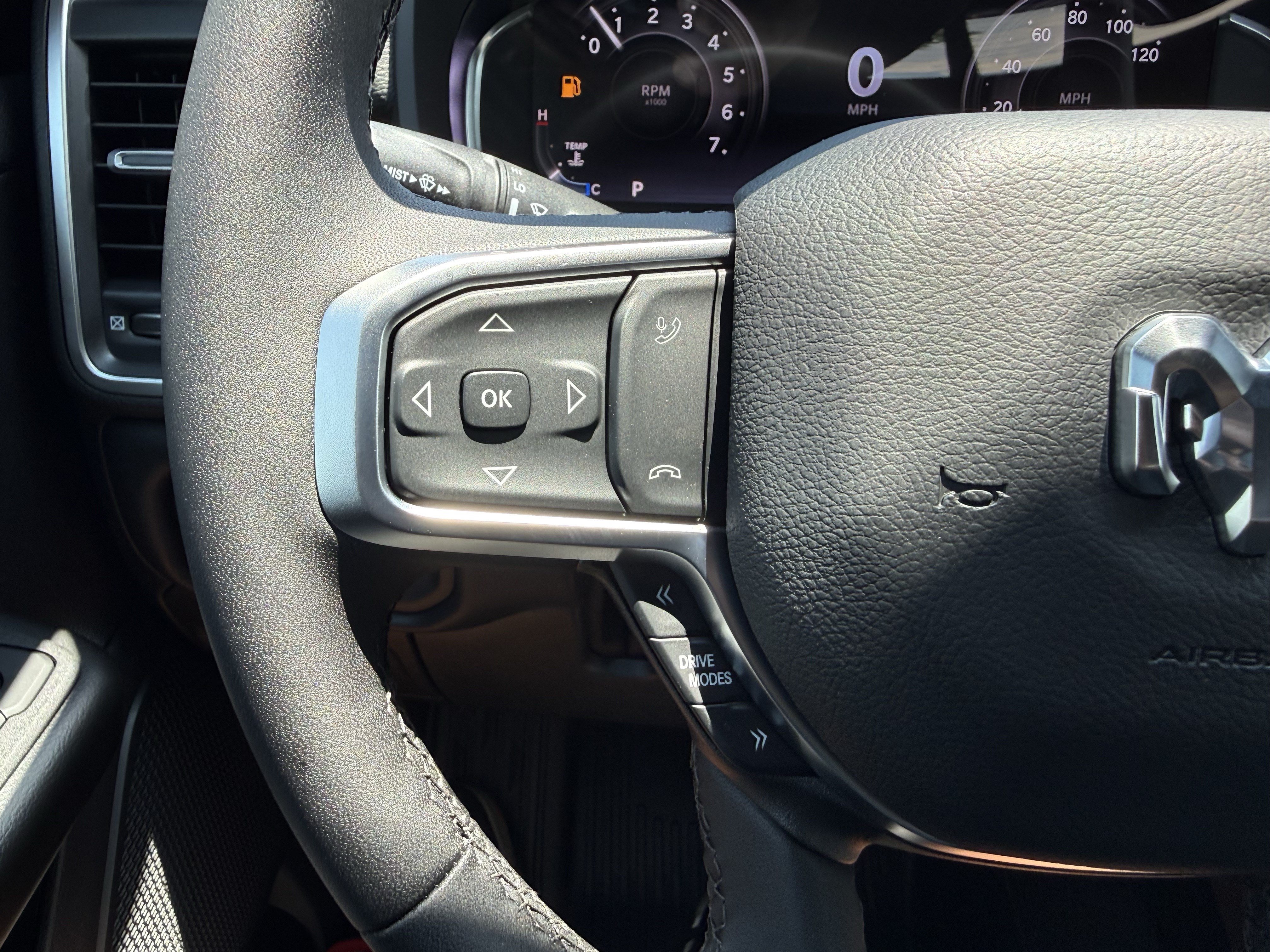 New 2026 RAM 1500 Big Horn AWD/4WD image 18