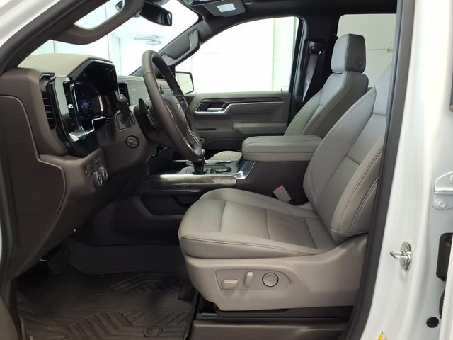 Used 2026 Chevrolet Silverado 1500 LTZ w/ LTZ Premium Package AWD/4WD image 12