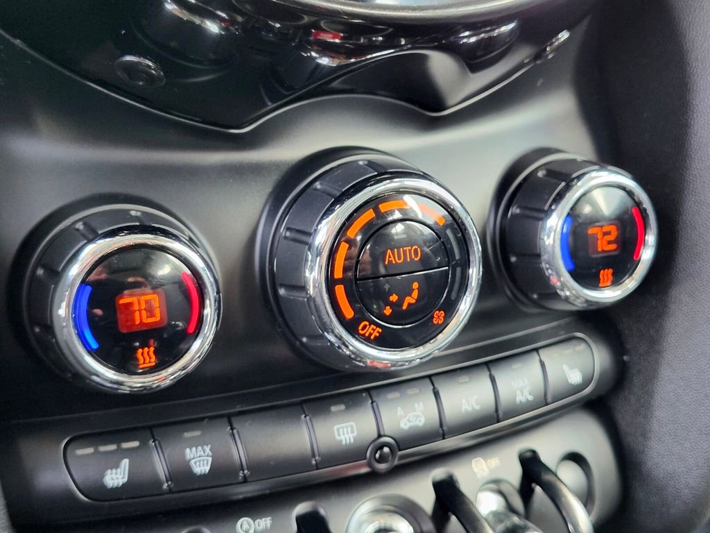 Used 2015 MINI Cooper S FWD image 16