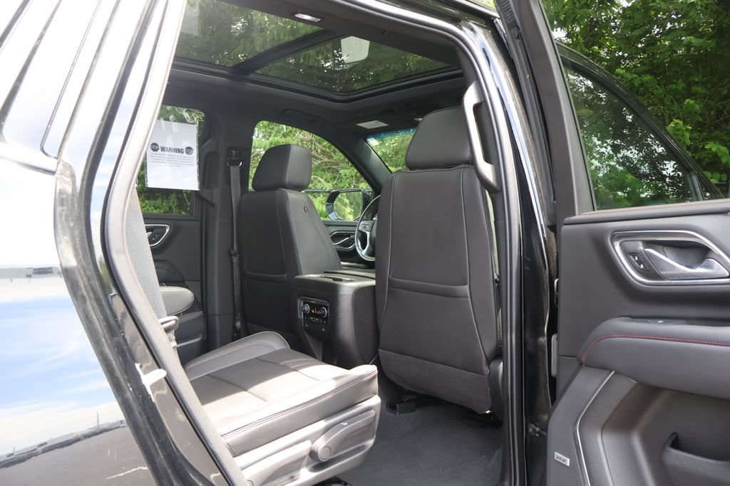 Certified 2022 Chevrolet Tahoe RST w/ Sport Performance Package AWD/4WD image 46
