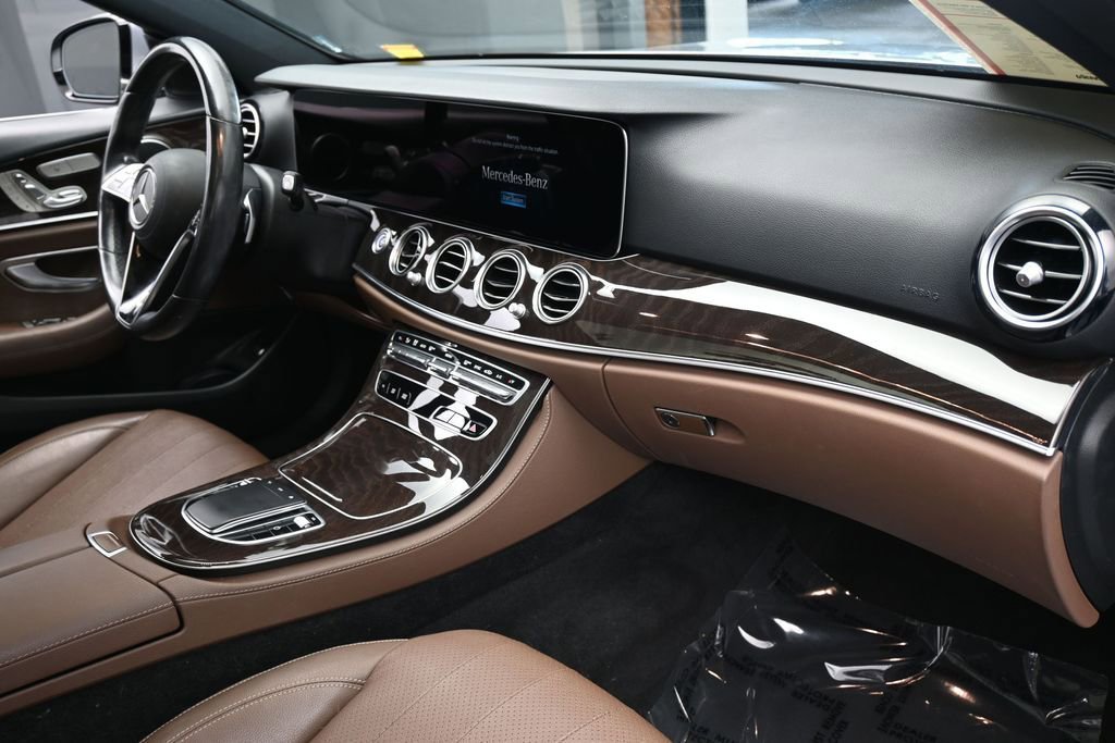 Used 2021 Mercedes-Benz E 450 4MATIC Sedan image 46