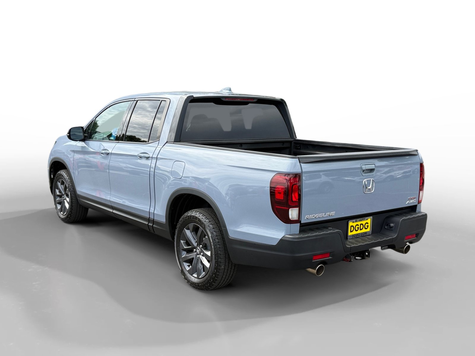 Used 2023 Honda Ridgeline Sport image 3