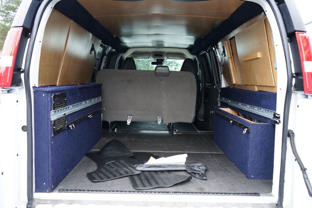 Used 2019 Chevrolet Express 3500 LT w/ LT Preferred Equipment Group image 11