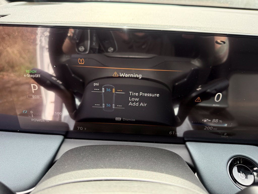 New 2026 Nissan Leaf SV Plus w/ Floor Mat Package (SV+) FWD image 24