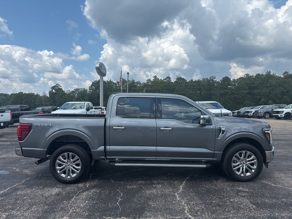Used 2024 Ford F150 Lariat image 19