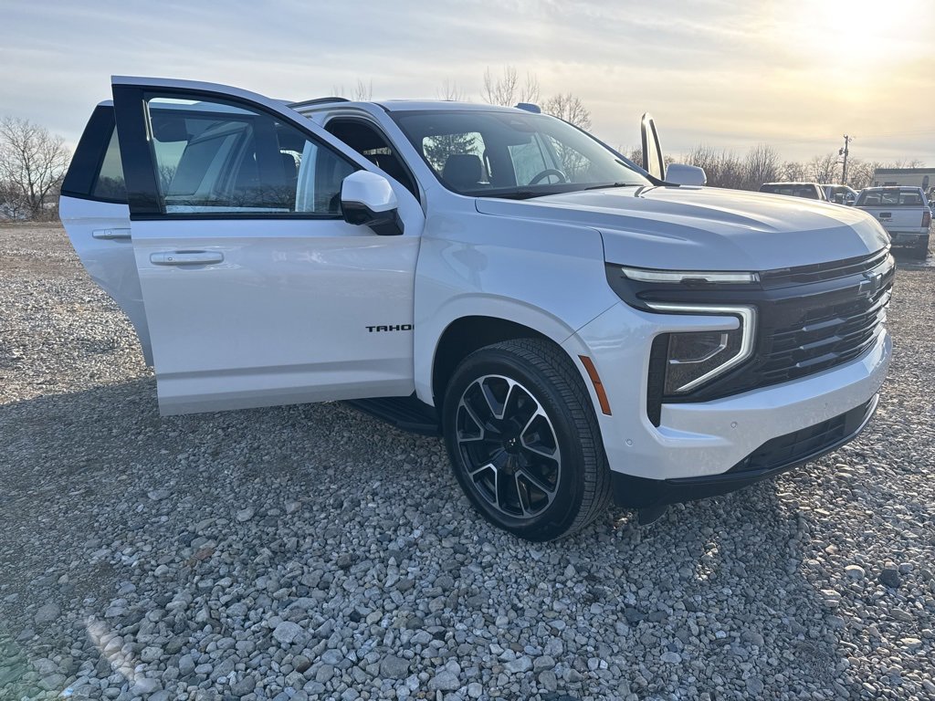 Used 2025 Chevrolet Tahoe RST w/ Comfort Package image 35