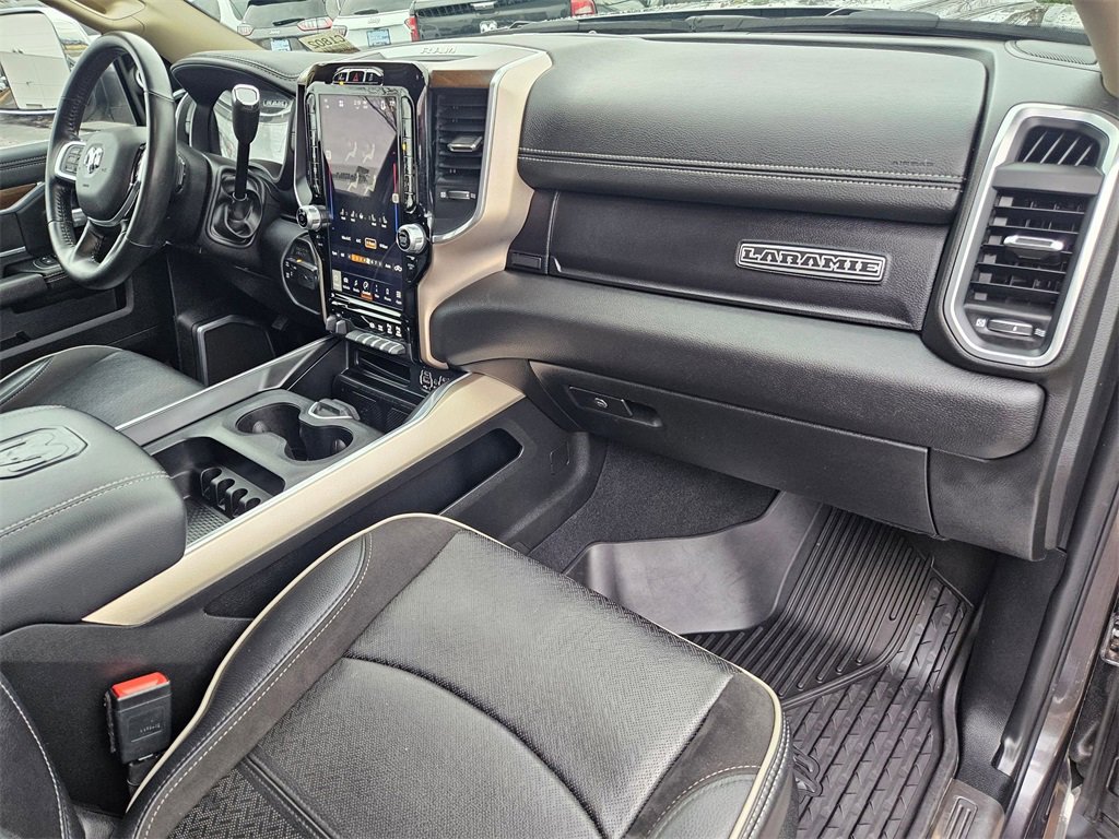 Certified 2022 RAM 2500 Laramie image 38