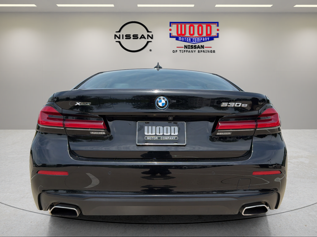 Used 2023 BMW 530e xDrive AWD/4WD image 3