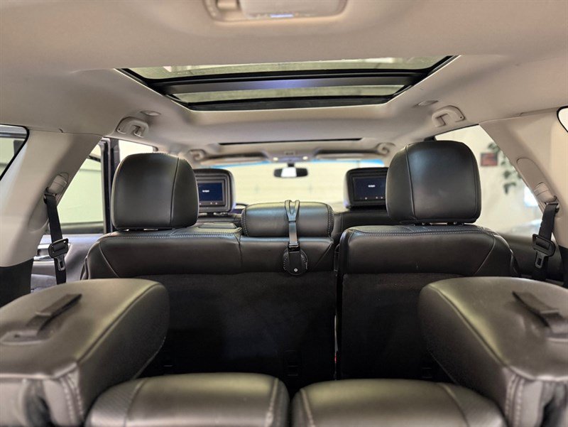 Used 2013 Nissan Pathfinder Platinum w/ Platinum Premium Pkg AWD/4WD image 20