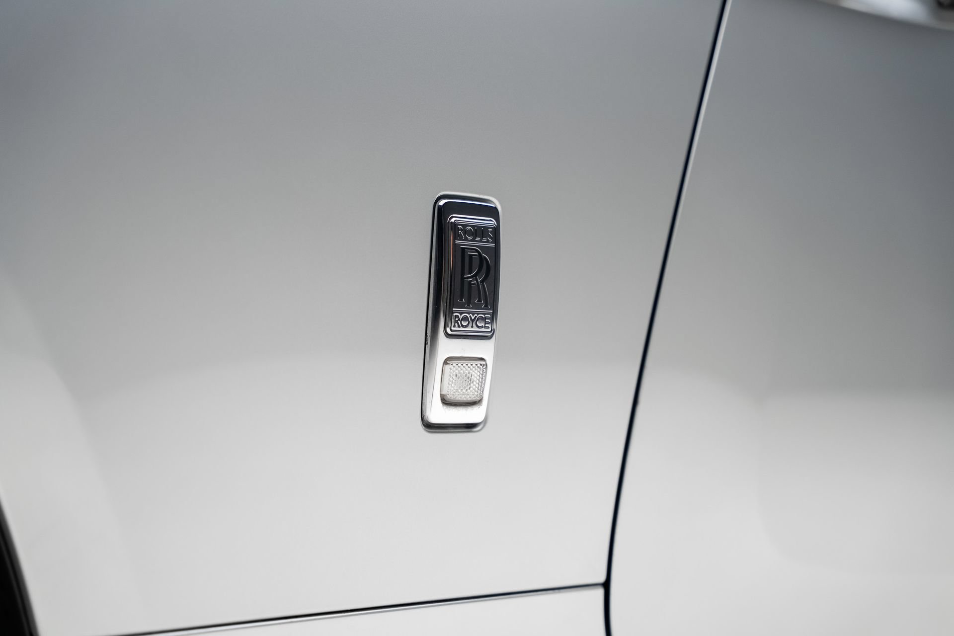 Used 2017 Rolls-Royce Dawn RWD image 26