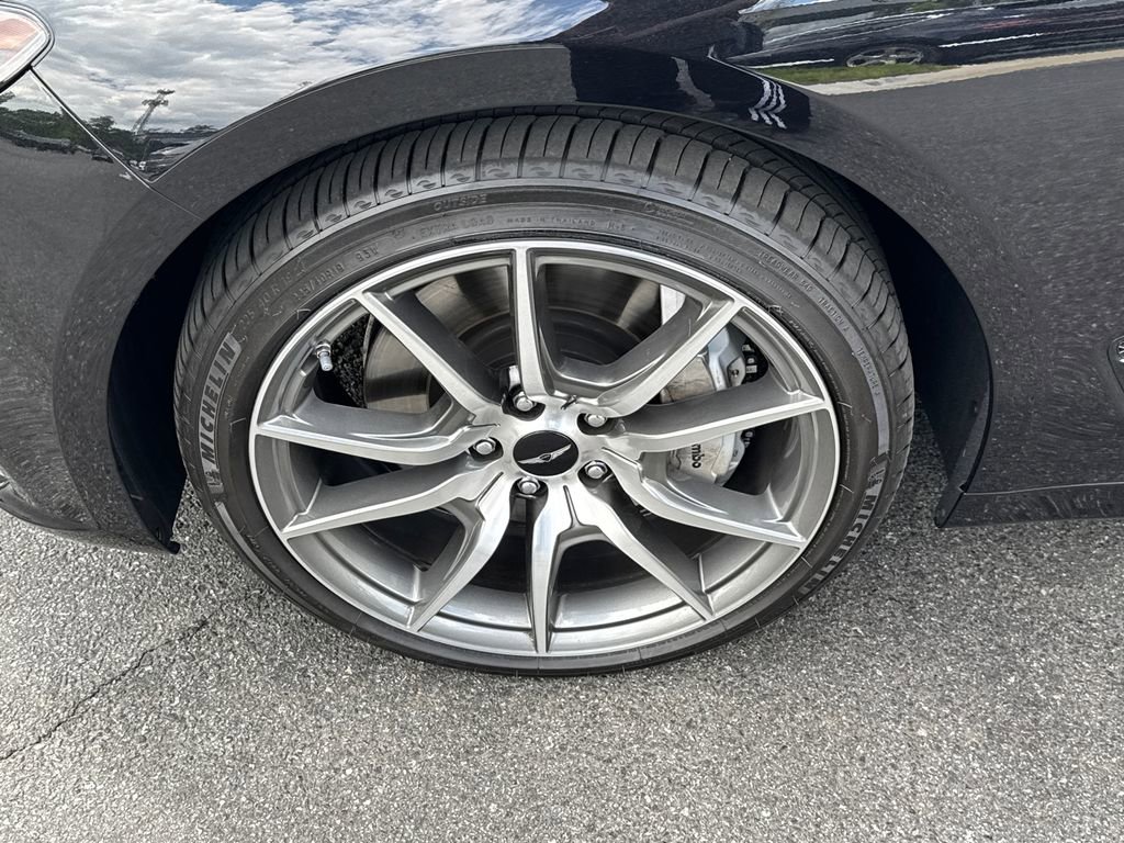 Used 2026 Genesis G70 2.5T Prestige RWD image 11