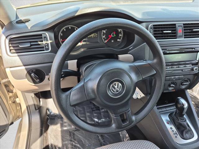 Used 2013 Volkswagen Jetta S FWD image 11
