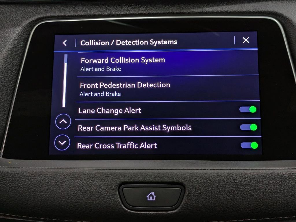 Used 2023 Cadillac XT4 Premium Luxury image 5