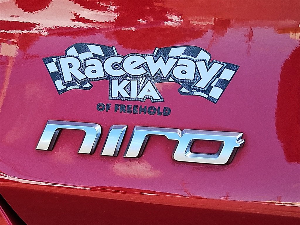 Certified 2022 Kia Niro LXS image 30