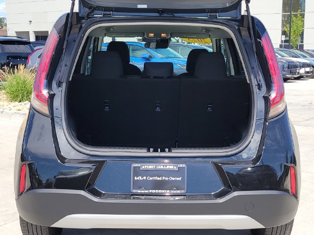 Certified 2025 Kia Soul LX w/ LX Technology Package FWD image 17