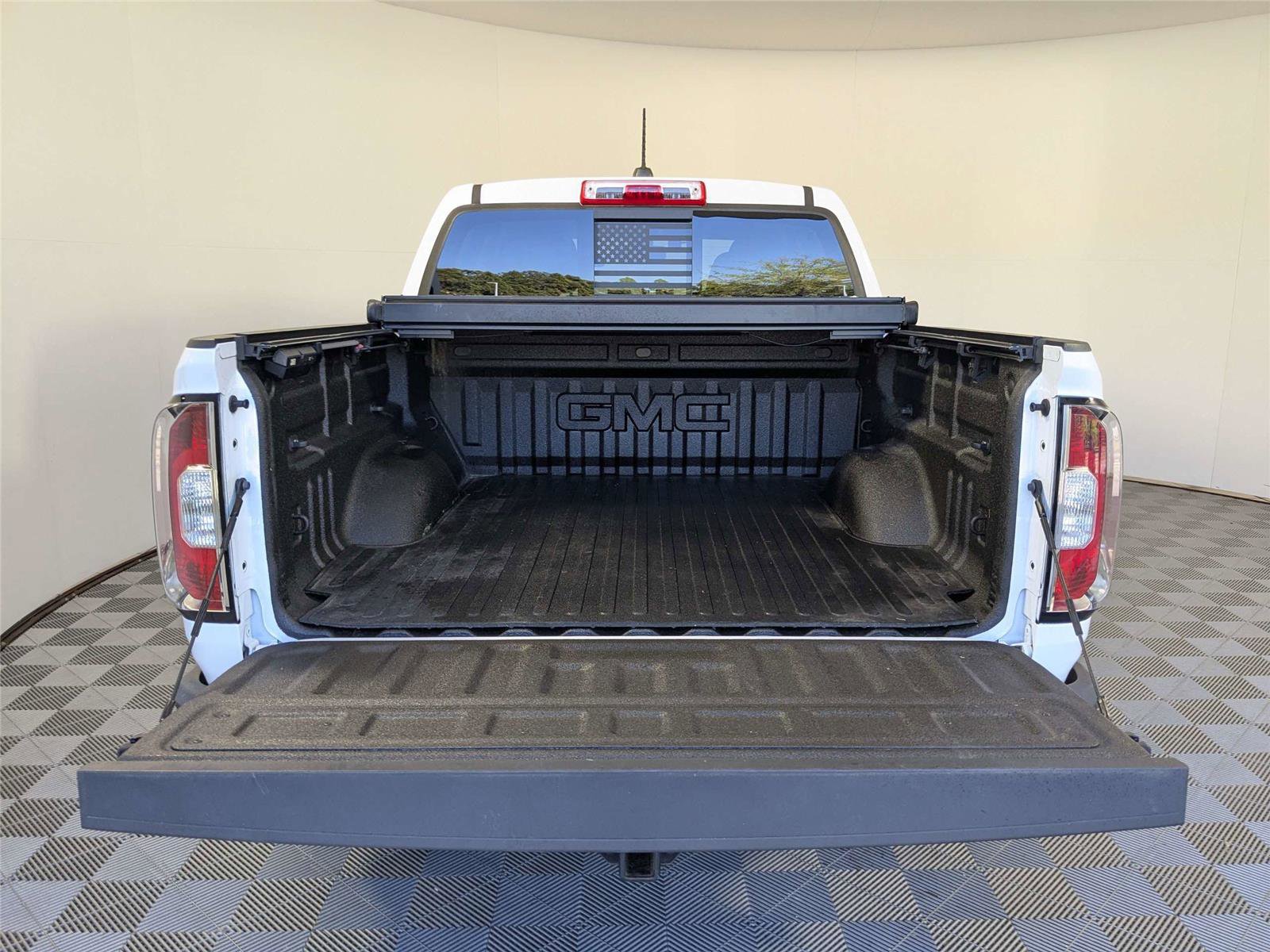 Used 2022 GMC Canyon AT4 AWD/4WD image 8
