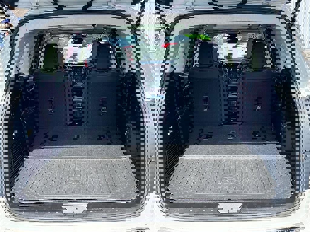 Used 2025 Subaru Ascent Onyx Edition w/ Onyx Package image 14