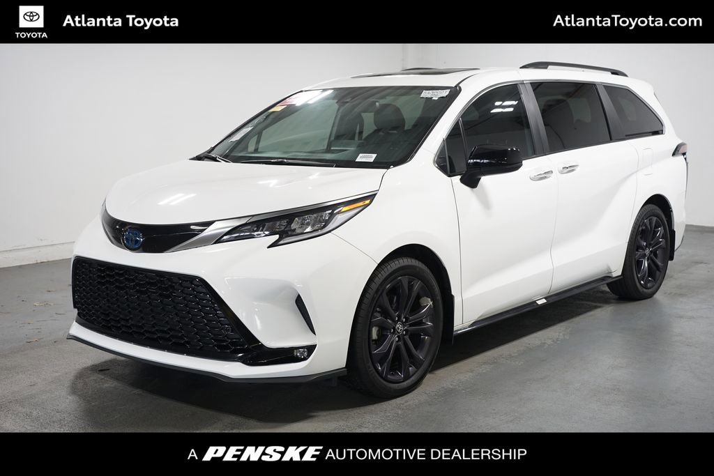 Used 2024 Toyota Sienna XSE