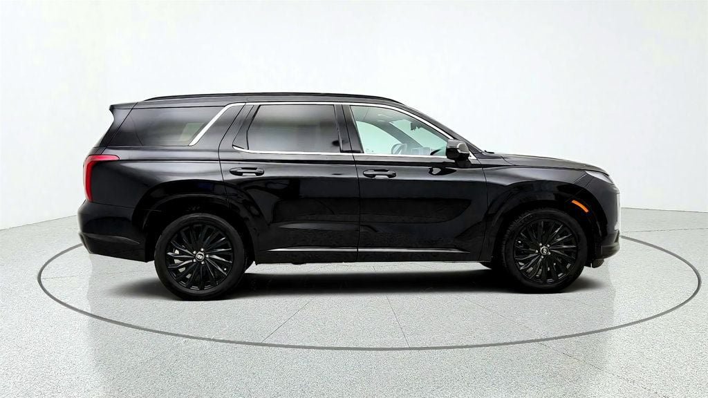 Used 2024 Hyundai Palisade Calligraphy AWD/4WD image 4
