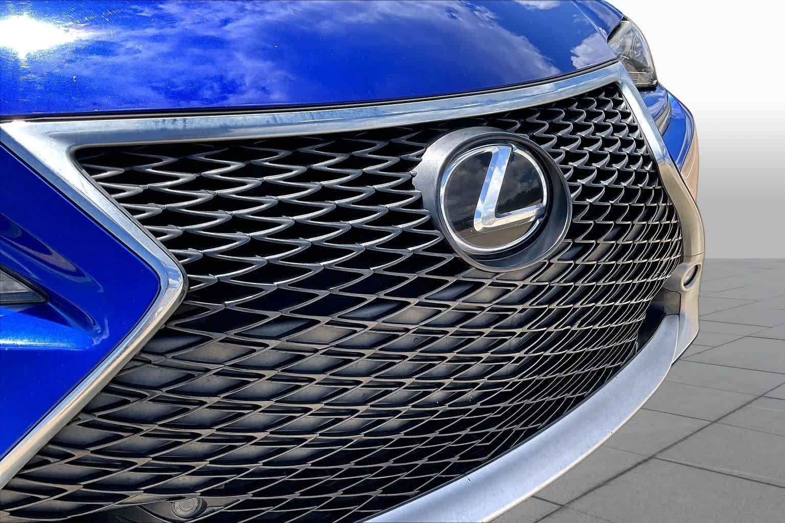 Used 2015 Lexus RC 350 w/ F Sport w/Summer Tires RWD image 28