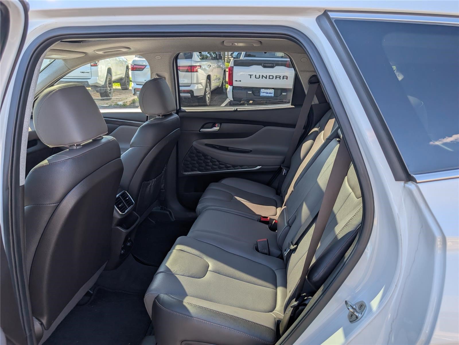 Used 2020 Hyundai Santa Fe SEL AWD/4WD image 14