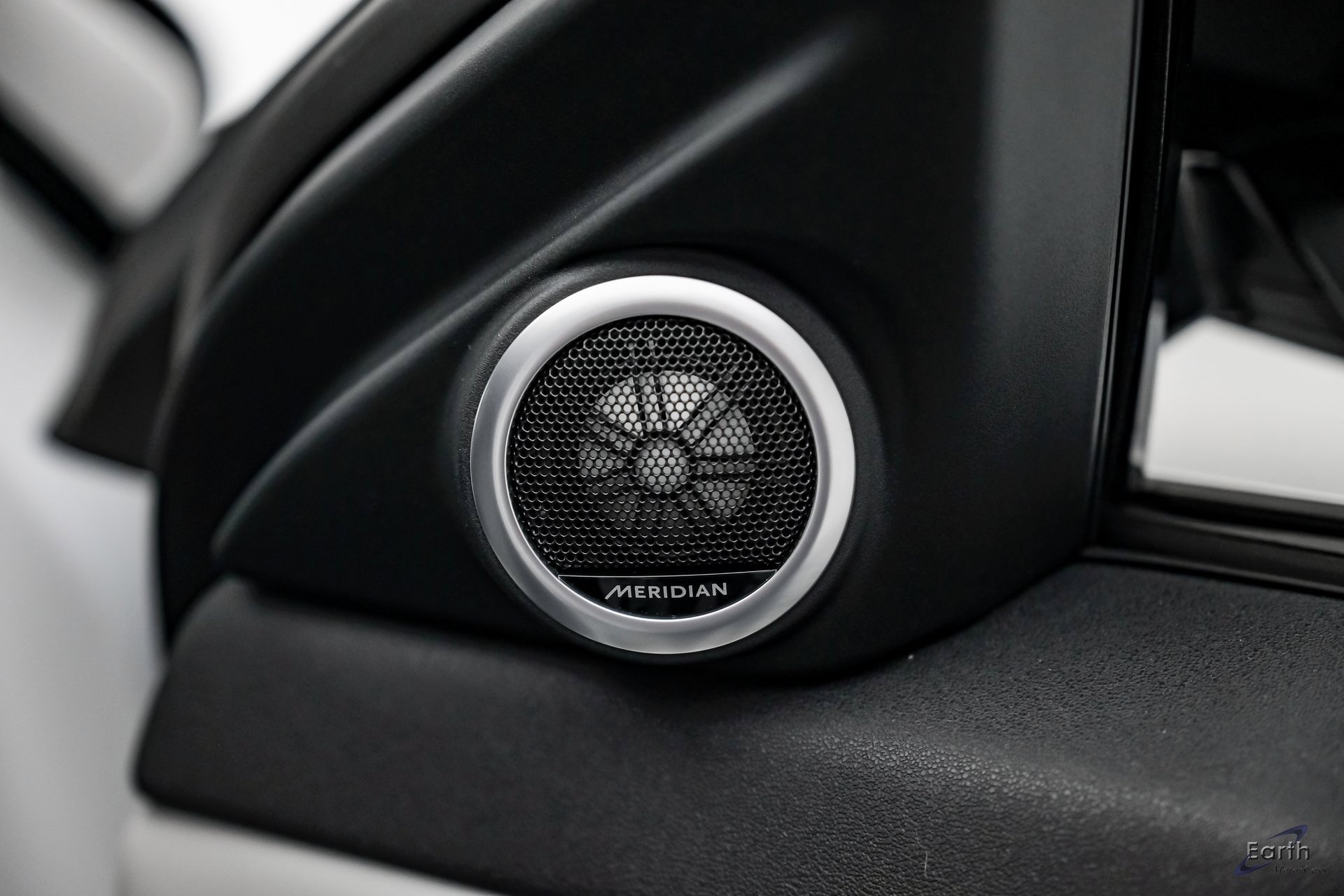 Used 2024 Land Rover Range Rover Evoque Dynamic SE image 78