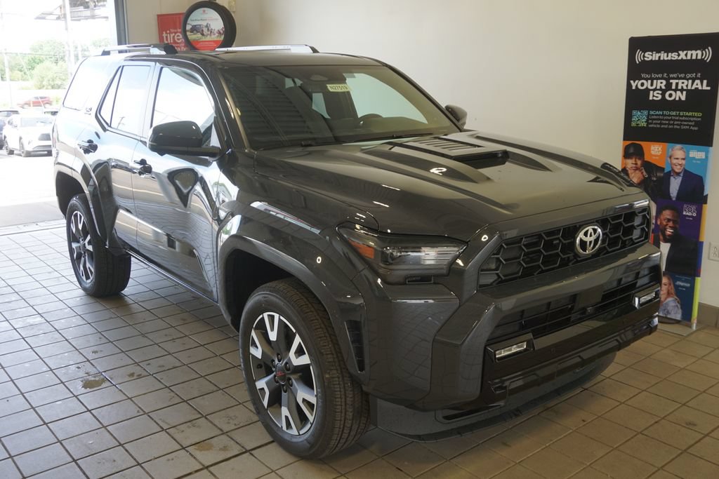 New 2026 Toyota 4Runner TRD Sport Premium AWD/4WD image 2