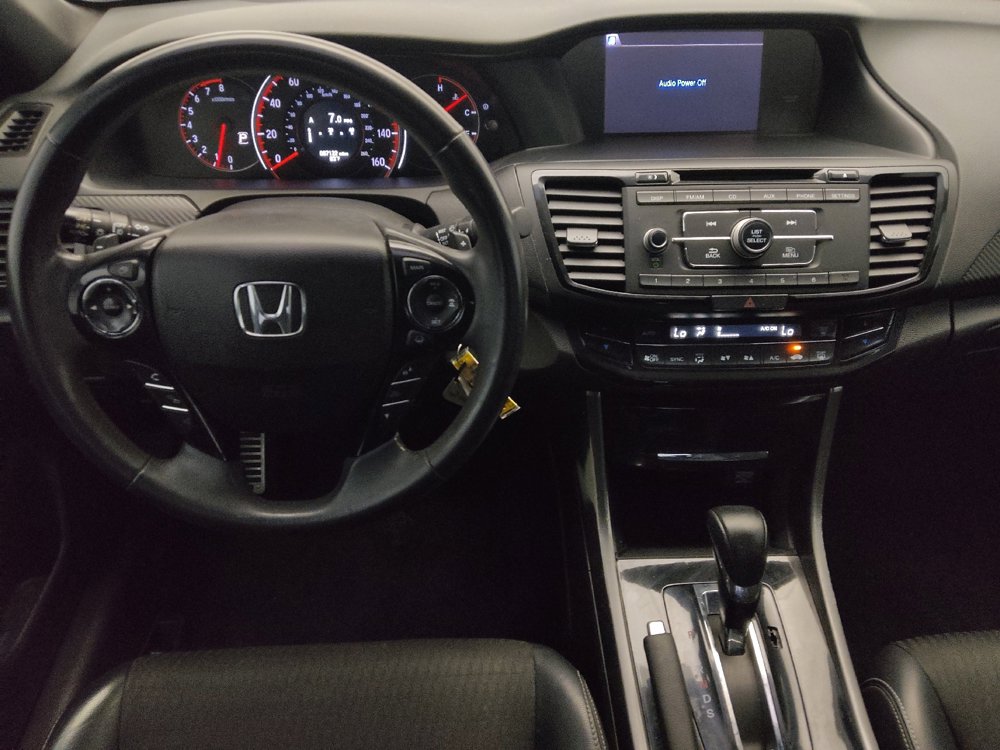 Used 2017 Honda Accord Sport image 22