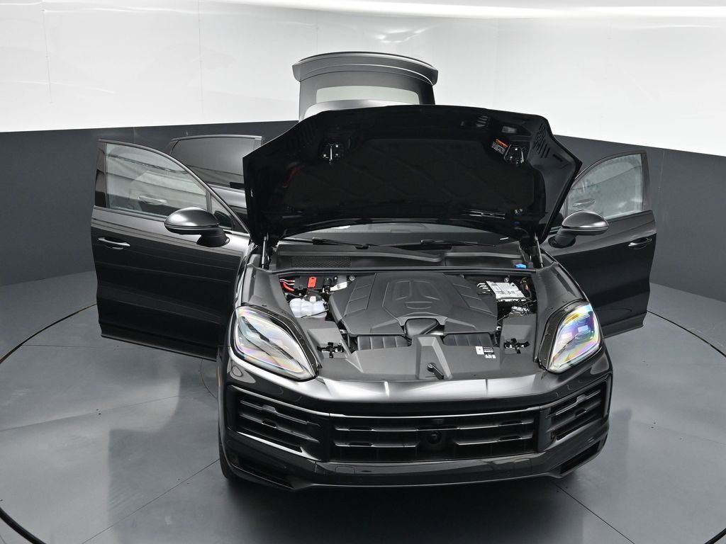 New 2026 Porsche Cayenne Coupe image 28