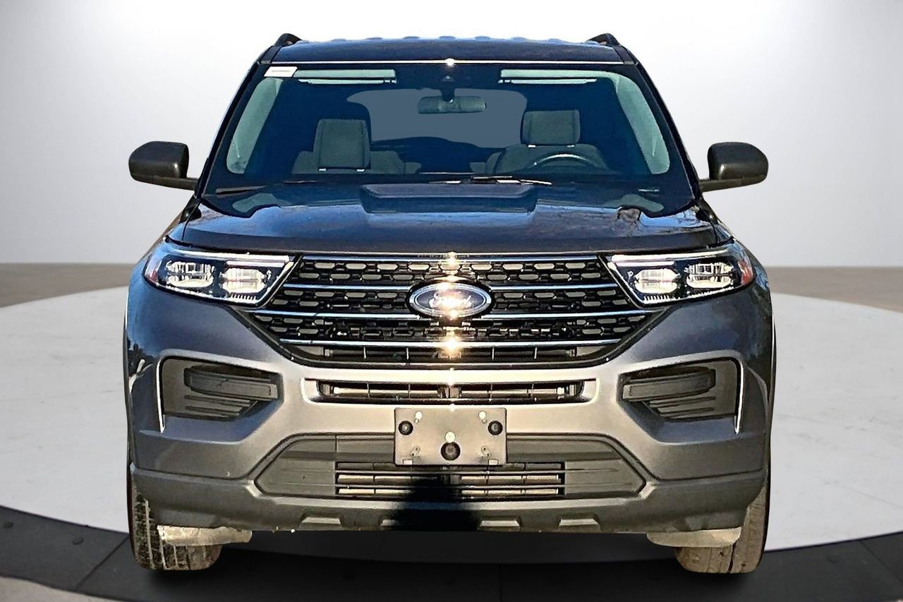 Used 2021 Ford Explorer XLT w/ Class III Trailer Tow Package image 3