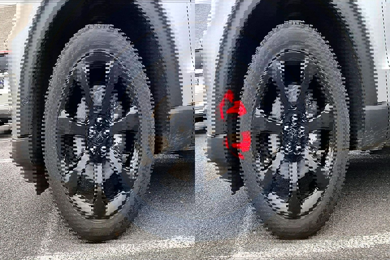 Used 2022 Ford Explorer ST w/ Equipment Group 401A image 9