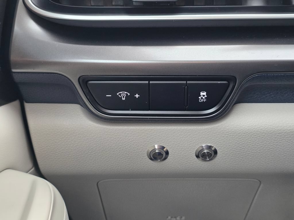 Used 2025 Kia Carnival SX Prestige FWD image 55