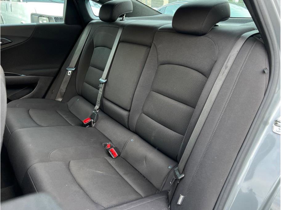 Used 2023 Chevrolet Malibu LT image 9