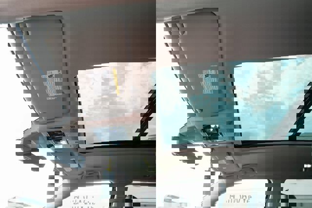 New 2026 Volkswagen Atlas SEL Premium R-Line image 18