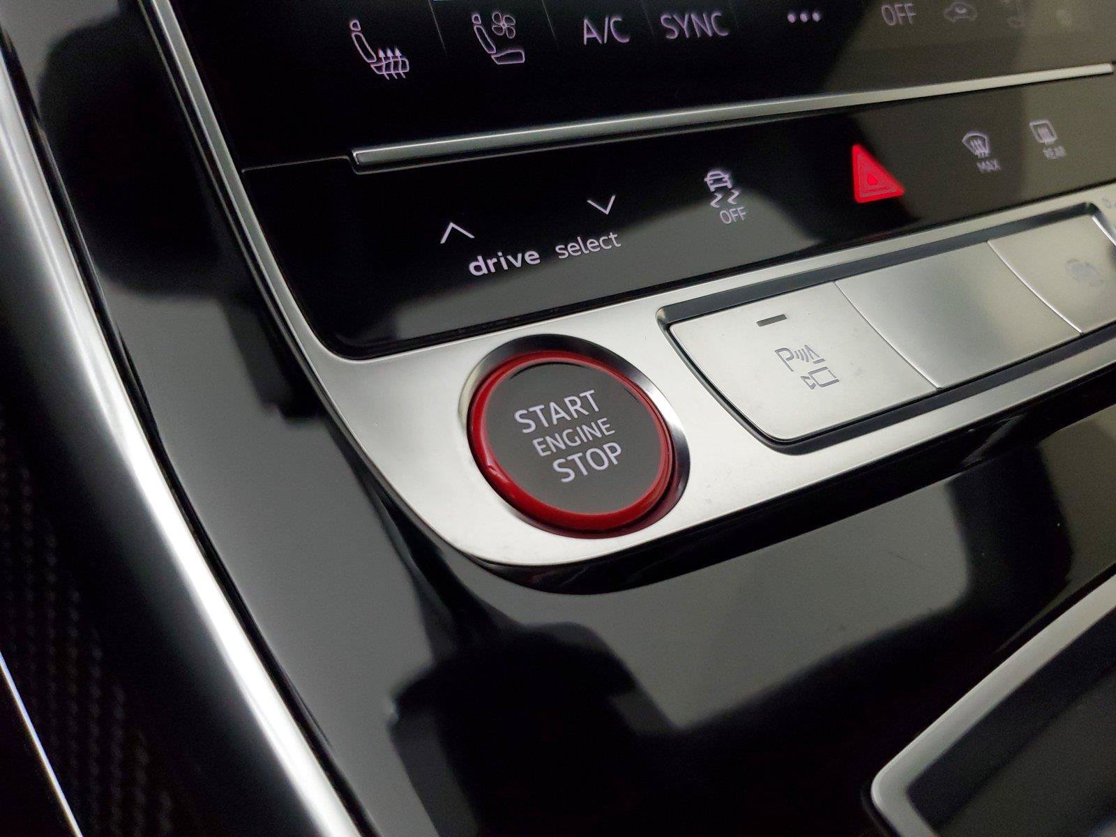 Used 2021 Audi RS Q8 w/ Black Optic Package AWD/4WD image 32