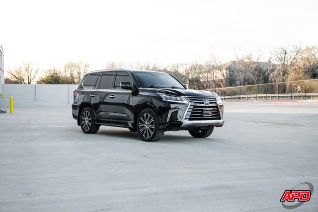 Used 2021 Lexus LX 570 4WD w/ Luxury Package image 46