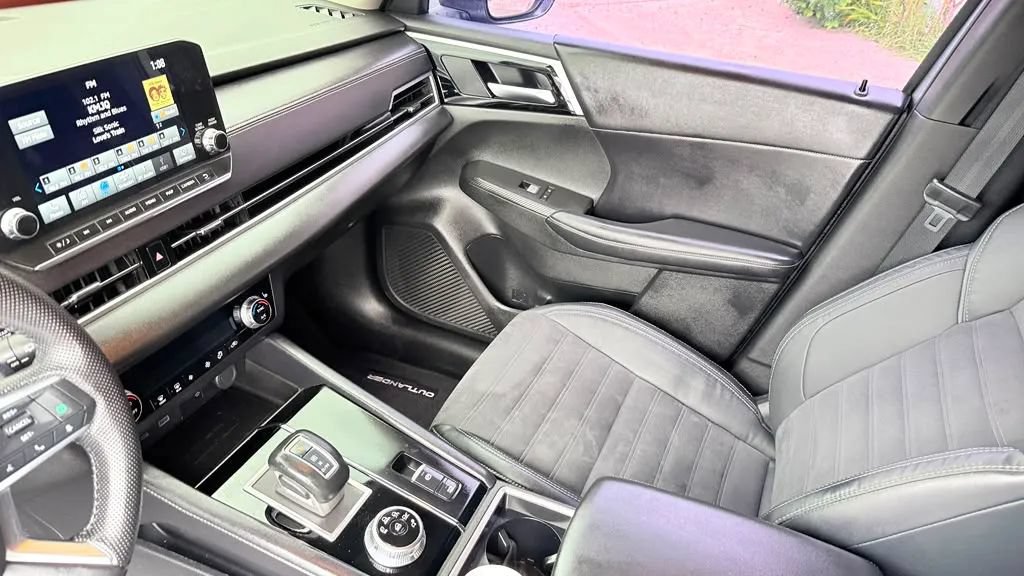 Used 2022 Mitsubishi Outlander SE FWD image 22