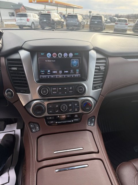 Used 2019 Chevrolet Suburban Premier image 11