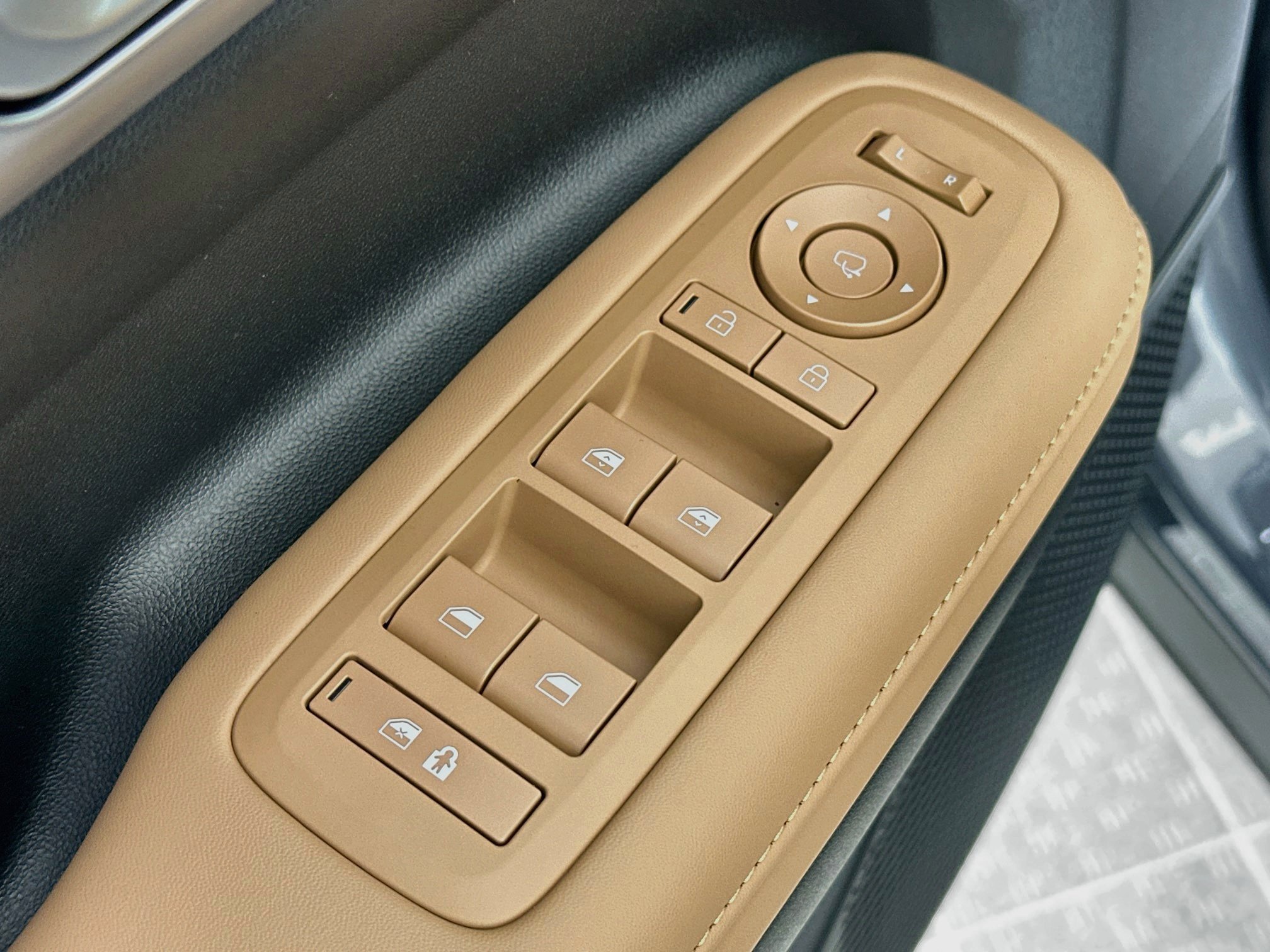 New 2027 Hyundai Santa Fe Limited AWD/4WD image 18
