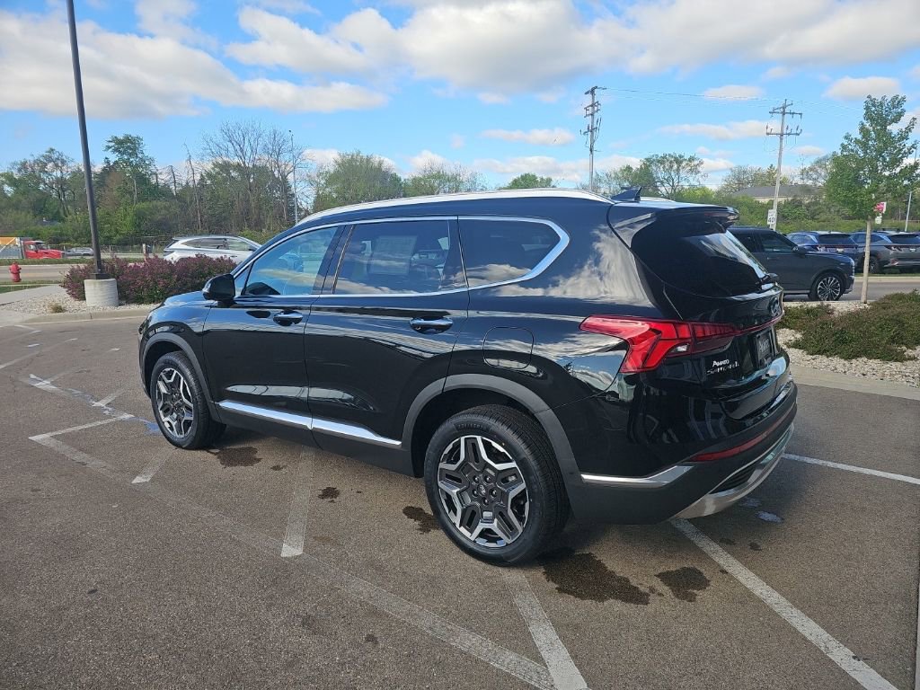 Certified 2023 Hyundai Santa Fe Limited AWD/4WD image 3