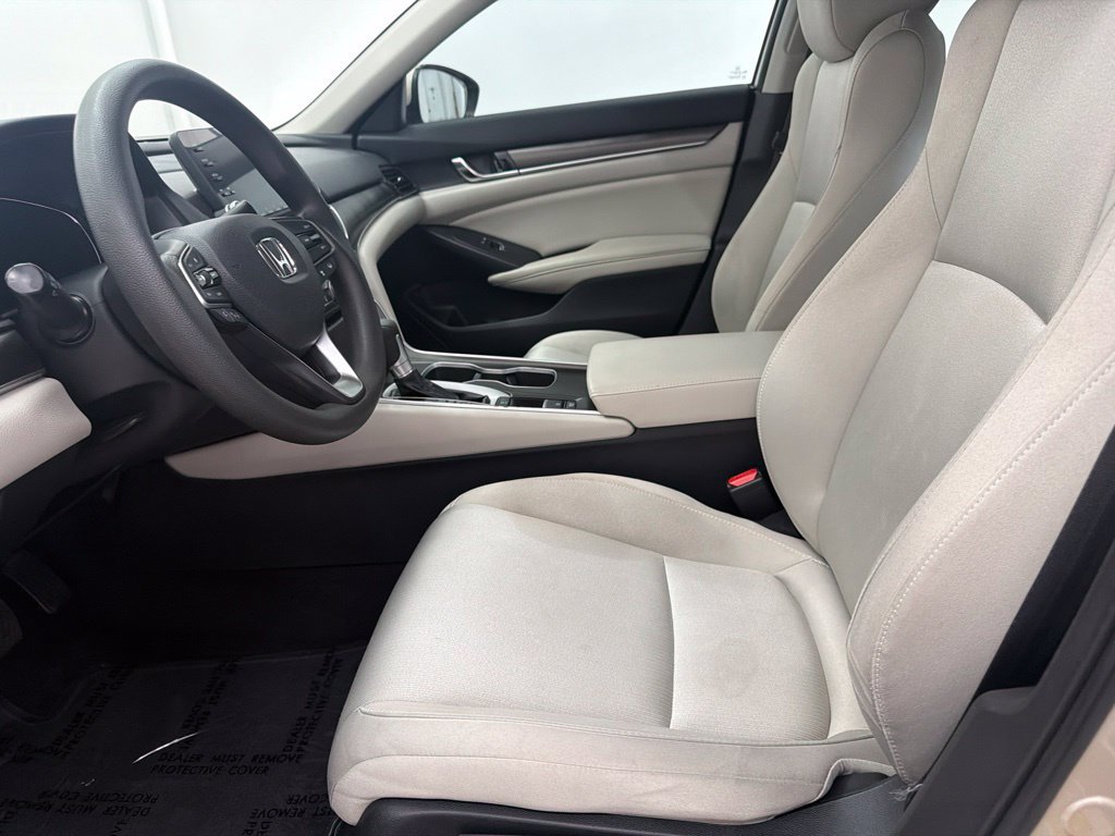 Used 2019 Honda Accord LX image 11