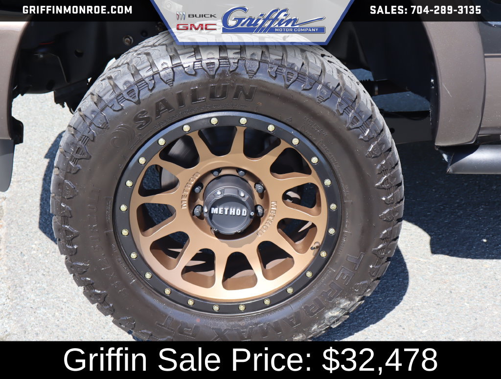 Used 2015 Ford F250 King Ranch w/ FX4 Off-Road Package AWD/4WD image 12