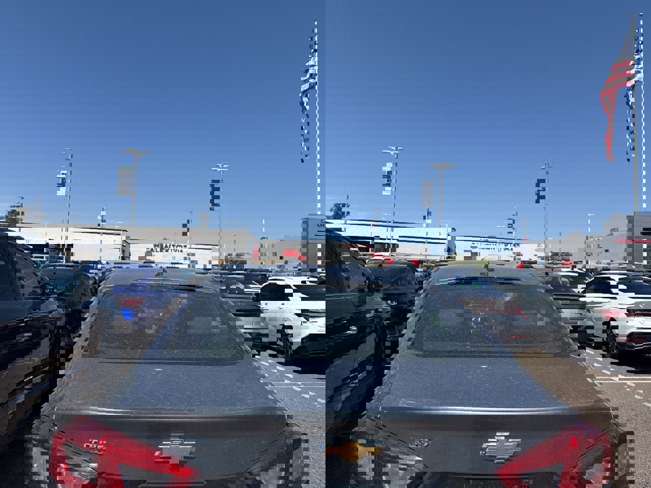 Used 2018 Chevrolet Cruze LT FWD image 4