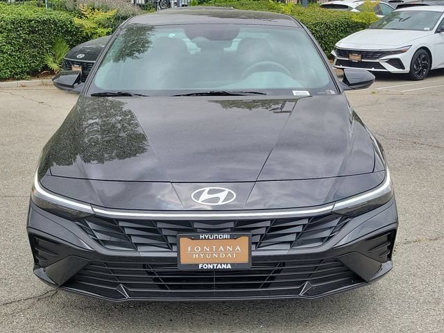 New 2026 Hyundai Elantra Sport FWD image 31