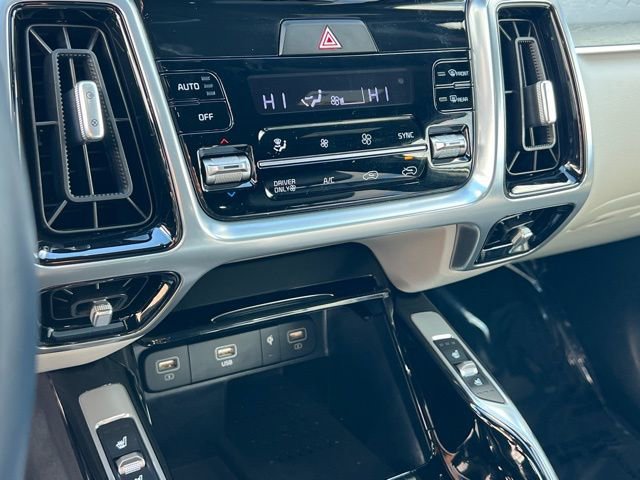 Used 2023 Kia Sorento SX Prestige image 21
